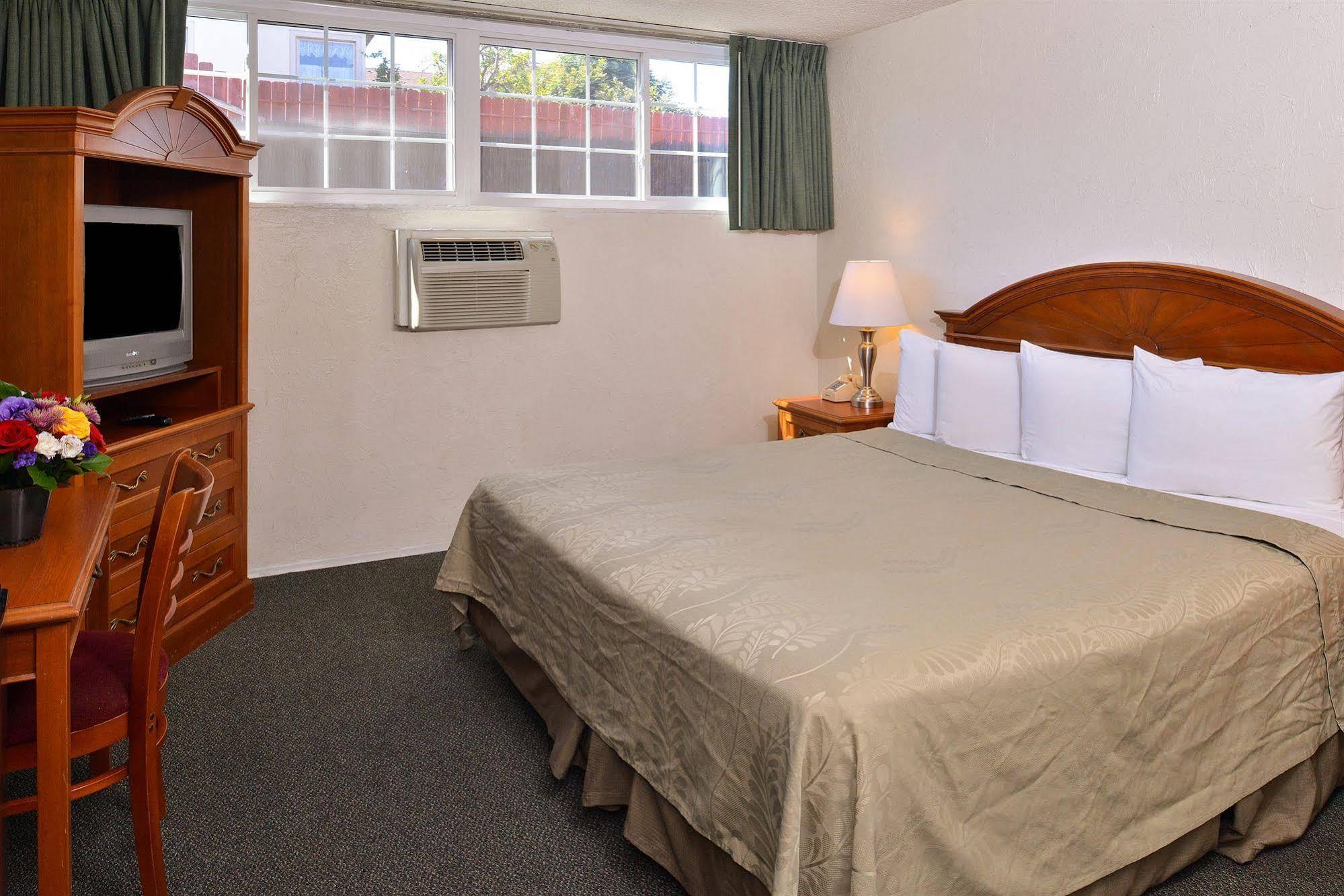 Americas Best Value Inn Loma Lodge Сан Диего Екстериор снимка